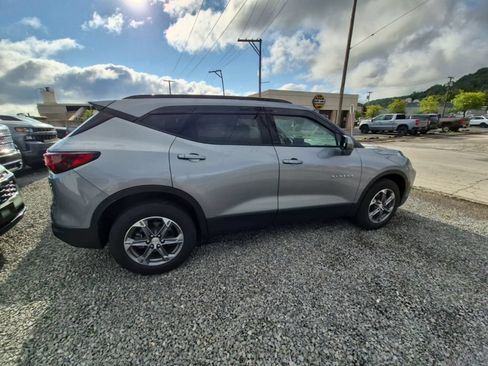 Used 2024 Chevrolet Blazer LT w/ Convenience Package AWD/4WD image 8