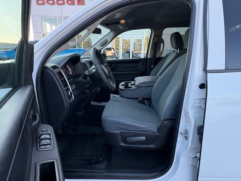Used 2018 RAM 2500 Tradesman w/ Chrome Appearance Group AWD/4WD image 24