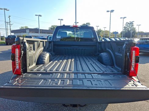 New 2026 Ford F250 XL w/ 360-Degree Camera Package RWD image 27