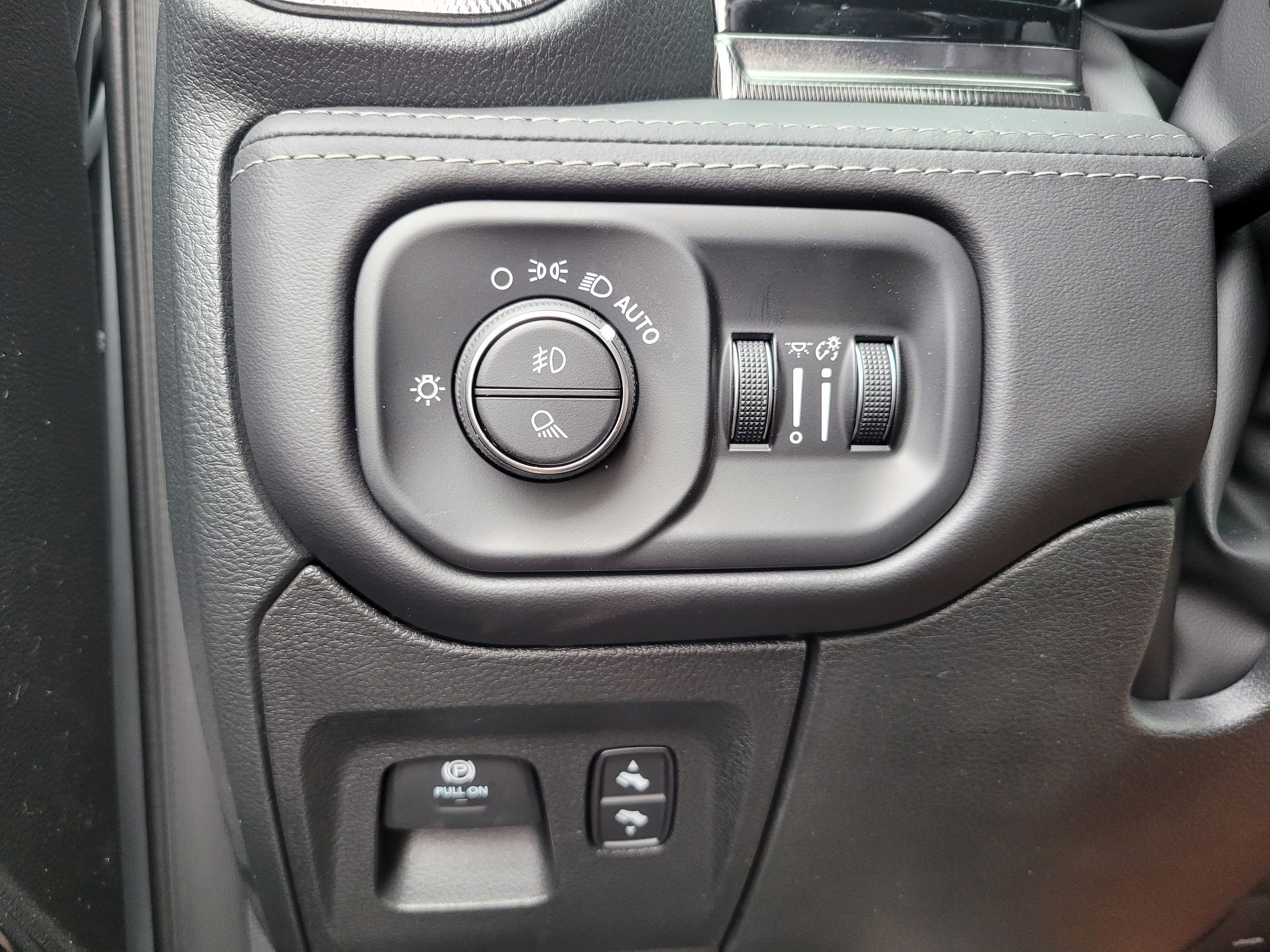 New 2026 RAM 1500 RHO w/ RHO Level 1 Equipment Group AWD/4WD image 24