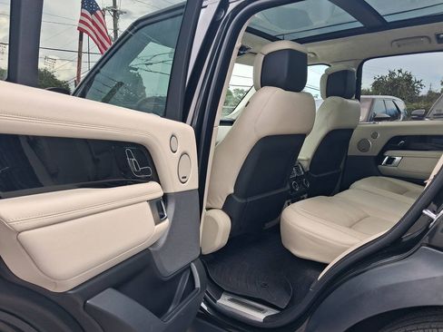 Used 2019 Land Rover Range Rover Supercharged AWD/4WD image 12