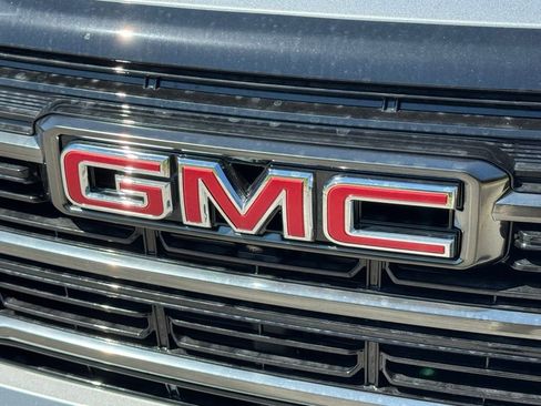 New 2026 GMC Terrain AT4 w/ Technology Package II image 7