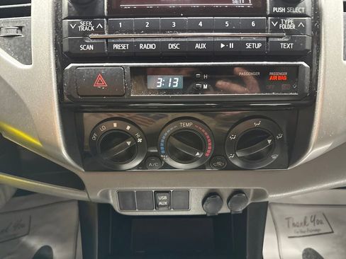 Used 2012 Toyota Tacoma PreRunner image 25