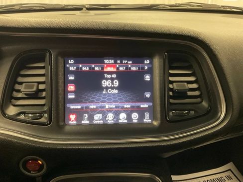 Used 2016 Dodge Challenger R/T Scat Pack w/ Leather Interior Group RWD image 22