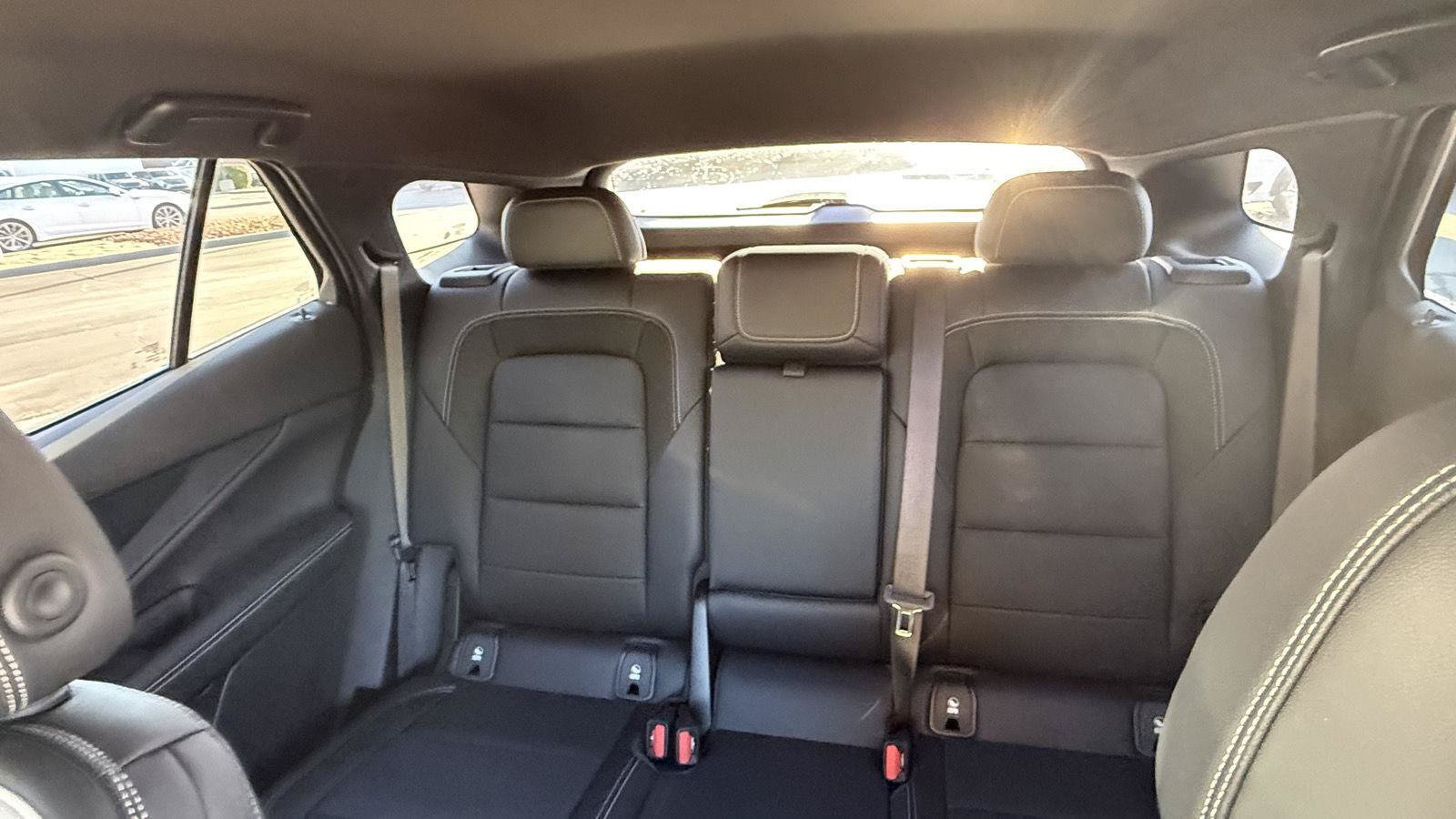 Used 2025 Chevrolet Blazer EV LT AWD/4WD image 12