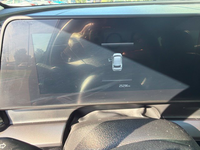 Used 2024 Kia Sportage EX AWD/4WD image 29