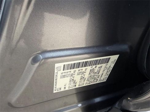 Used 2021 Nissan Rogue SV image 22