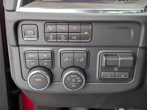 New 2025 Chevrolet Tahoe Premier w/ Sun And Tow Package image 20