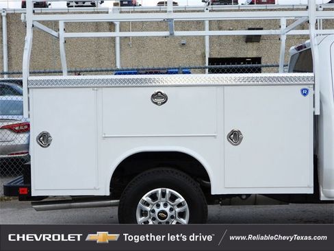 New 2025 Chevrolet Silverado 2500 W/T w/ WT Convenience Package image 5