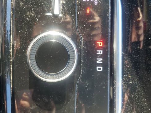 Used 2022 Jeep Grand Cherokee L Limited w/ Black Appearance Package image 24