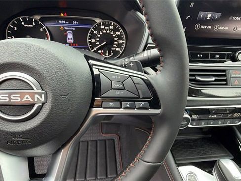 New 2025 Nissan Altima 2.5 SR w/ SR Premium Package image 28