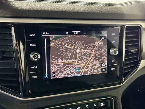 Certified 2023 Volkswagen Atlas SEL Premium AWD/4WD image 16