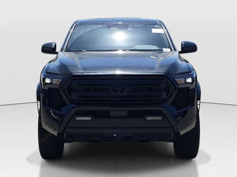 Used 2024 Toyota Tacoma SR5 AWD/4WD image 2