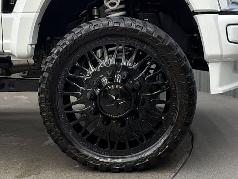 Used 2026 Ford F450 Platinum w/ Platinum Plus Package image 9