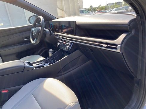 Used 2025 Hyundai Santa Cruz SEL FWD image 36
