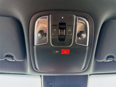 Used 2023 Kia Stinger GT-Line w/ Sun & Sound Package image 18