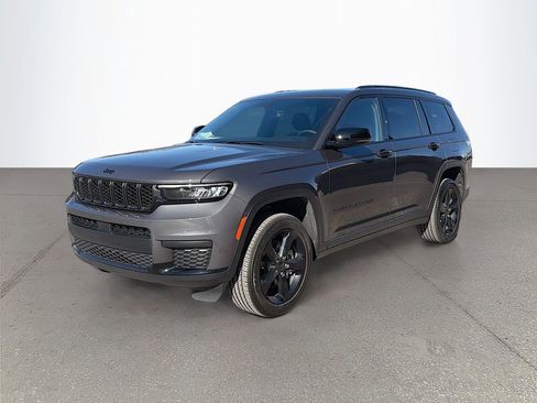 New 2025 Jeep Grand Cherokee L Altitude AWD/4WD image 8