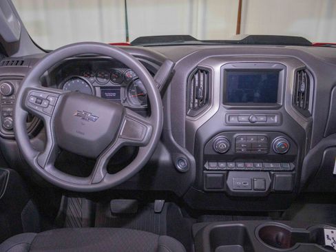 New 2026 Chevrolet Silverado 1500 Custom Trail Boss w/ LPO, Dark Essentials Package image 14