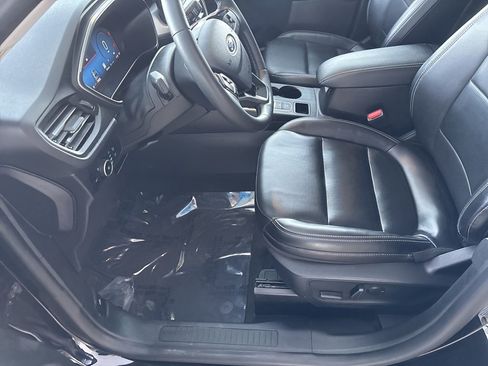 Used 2024 Ford Escape Platinum image 7