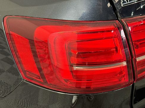 Used 2017 Volkswagen Jetta GLI image 35