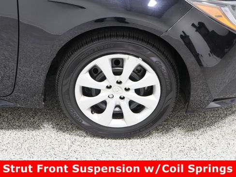 Used 2024 Toyota Corolla LE image 5