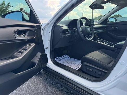 Used 2024 Honda Accord EX image 13