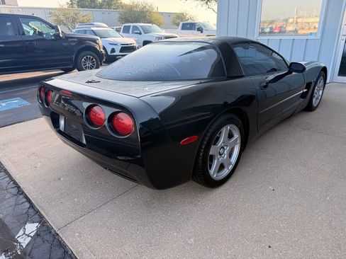 Used 1998 Chevrolet Corvette Coupe w/ Roof Pkg RWD image 5