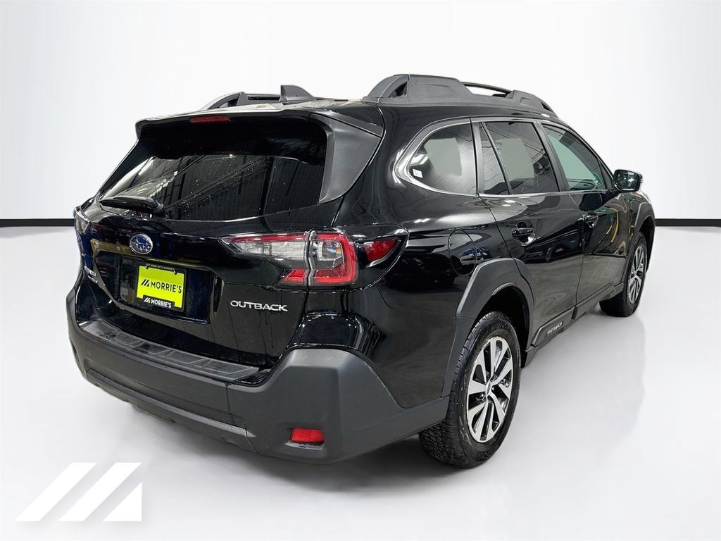 Used 2024 Subaru Outback Premium AWD/4WD image 5