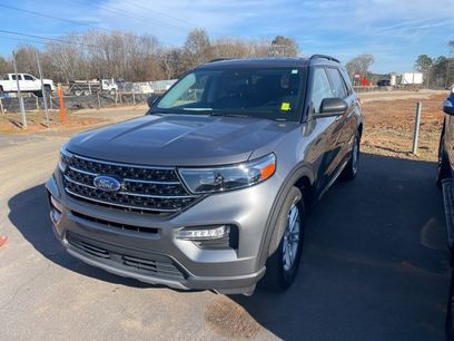 Certified 2021 Ford Explorer XLT w/ Equipment Group 202A