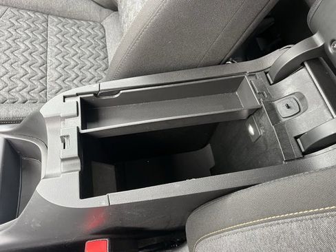 Used 2024 Chevrolet Equinox LT image 30