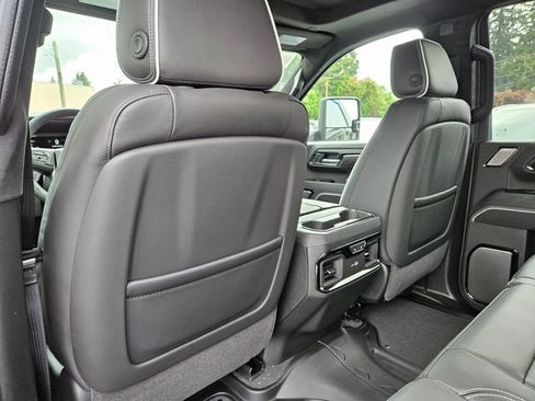 New 2026 GMC Sierra 2500 AT4X AWD/4WD image 15