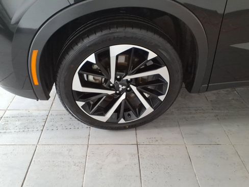 Used 2024 Mitsubishi Outlander SE image 9