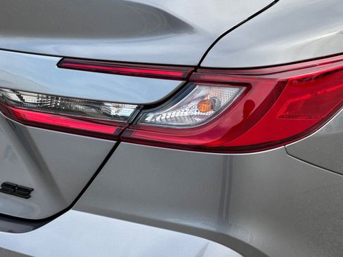 Used 2026 Toyota Camry SE w/ Convenience Package image 24