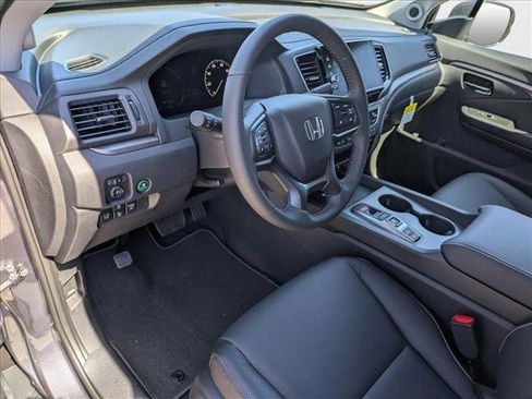 New 2025 Honda Ridgeline RTL+ image 3