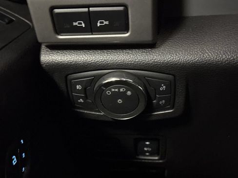 Used 2017 Ford F250 Lariat w/ Lariat Ultimate Package AWD/4WD image 19