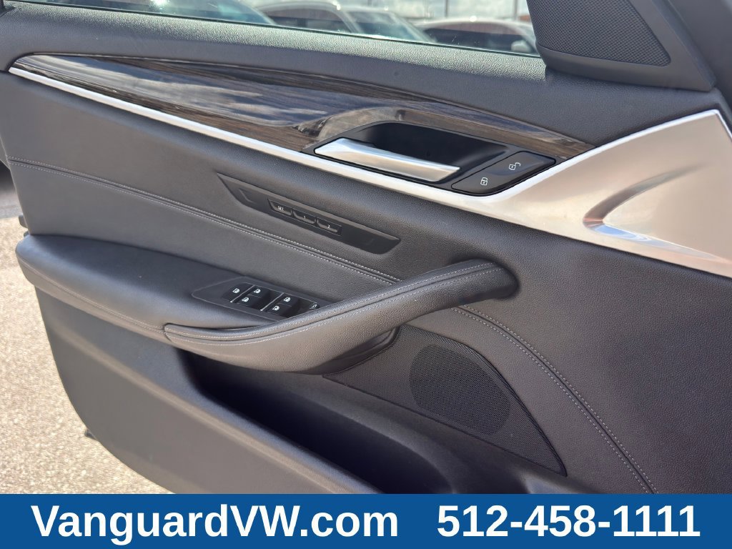 Used 2021 BMW 530i w/ Convenience Package RWD image 26