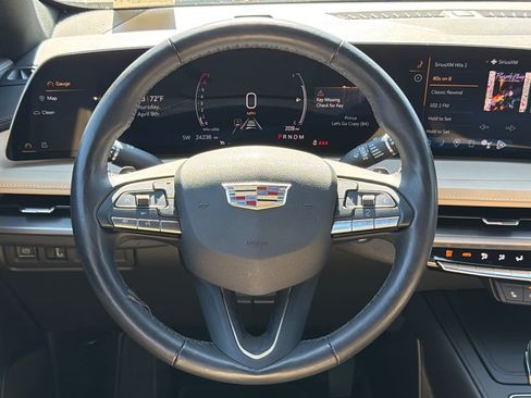 Used 2024 Cadillac XT4 Luxury FWD image 24