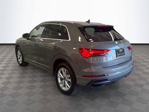 Certified 2025 Audi Q3 2.0T Premium w/ Convenience Package AWD/4WD image 5