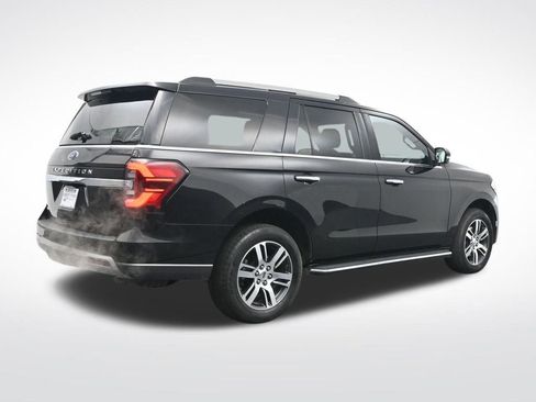 Used 2023 Ford Expedition Limited image 5