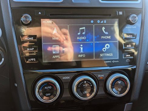 Used 2017 Subaru Forester 2.5i Touring image 20