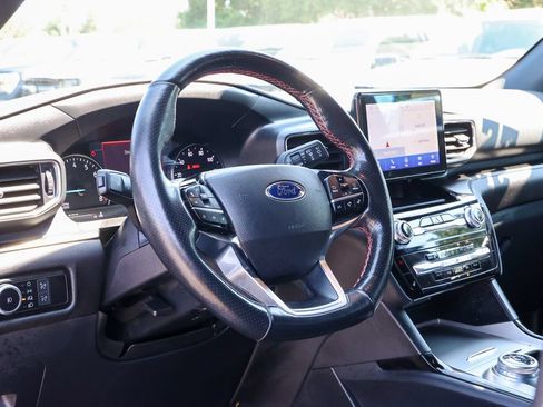 Used 2022 Ford Explorer ST-Line w/ Class IV Trailer Tow Package AWD/4WD image 25