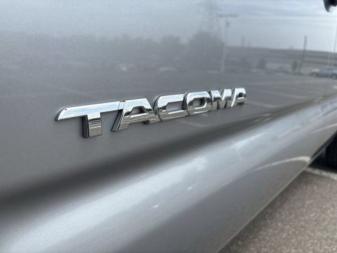 Used 2015 Toyota Tacoma 4x4 Double Cab w/ SR5 Package image 35