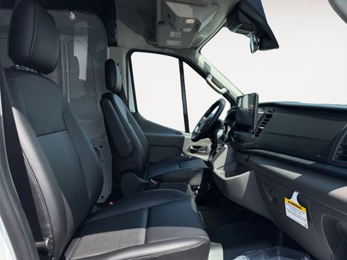 New 2025 Ford Transit 250 148 Medium Roof Extended AWD image 17