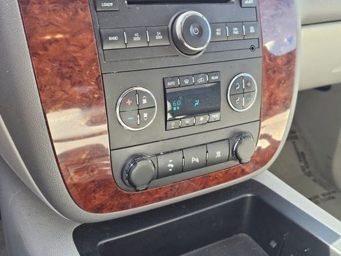 Used 2009 Chevrolet Tahoe LT w/ Luxury Package image 36