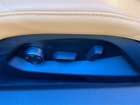 Used 2021 Chevrolet Corvette Stingray image 13