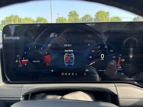 Used 2024 Ford Mustang Premium image 7