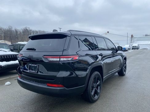 Certified 2021 Jeep Grand Cherokee L Laredo image 2