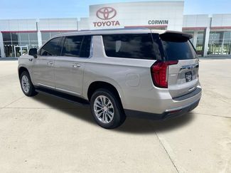 Used 2022 GMC Yukon XL SLT w/ SLT Luxury Package RWD video 3
