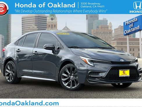 Used 2024 Toyota Corolla SE FWD image 1