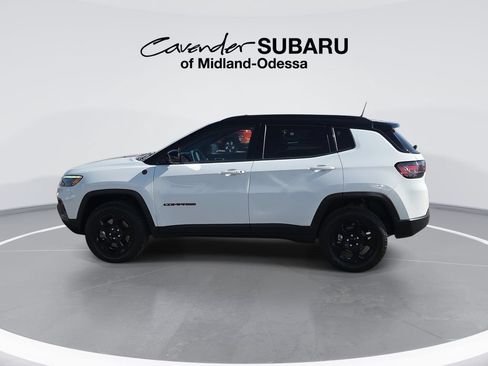 Used 2023 Jeep Compass Trailhawk w/ Trailhawk Elite Group AWD/4WD image 5